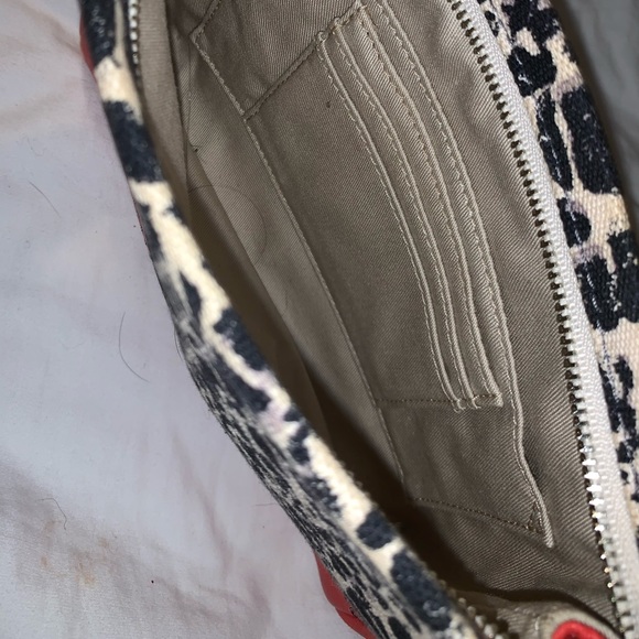 Coach New York wristlet - Picture 3 of 3